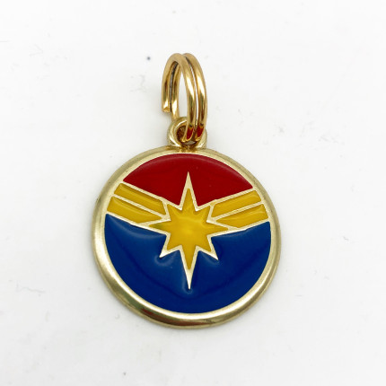 Pingente Capitã Marvel - Coleção Super Heróis 